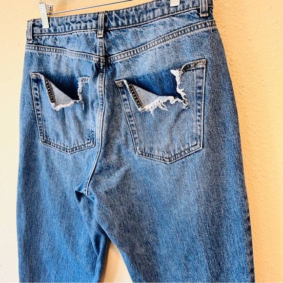 Topshop Mom Jean Blue Wash Distressed Back Pockets W32 / L34 - Picture 9 of 10
